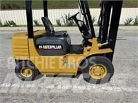 CAT DP25 Вилични кари-повдигачи - други