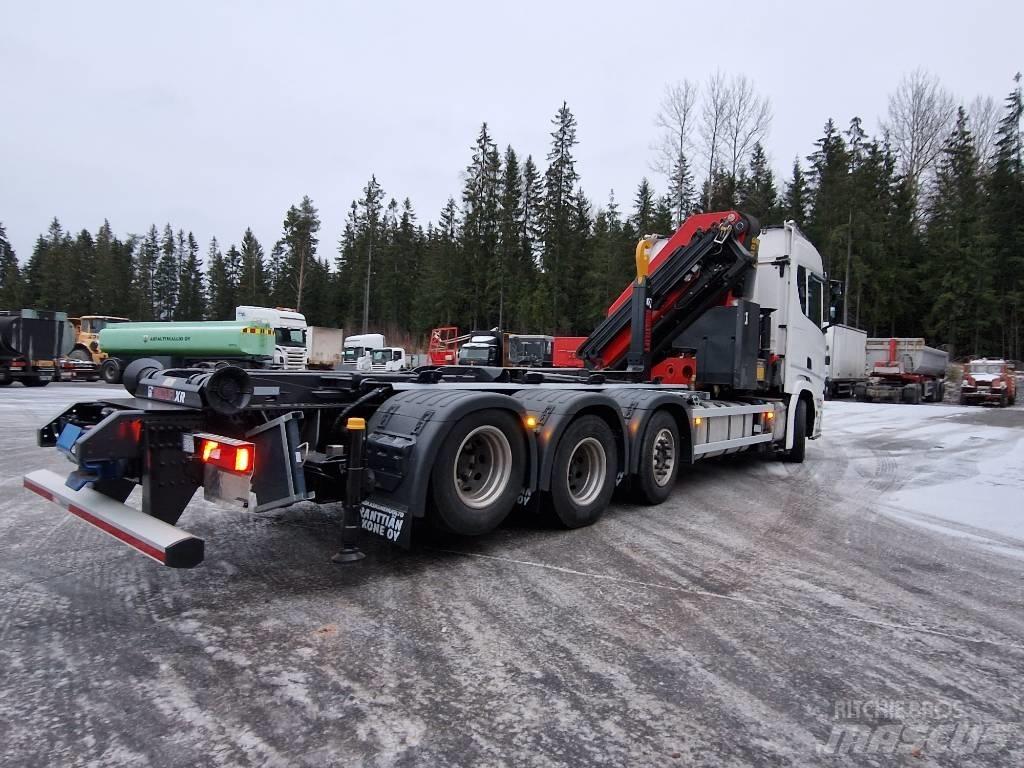 Scania R540 8x2 Камиони с кран с кука
