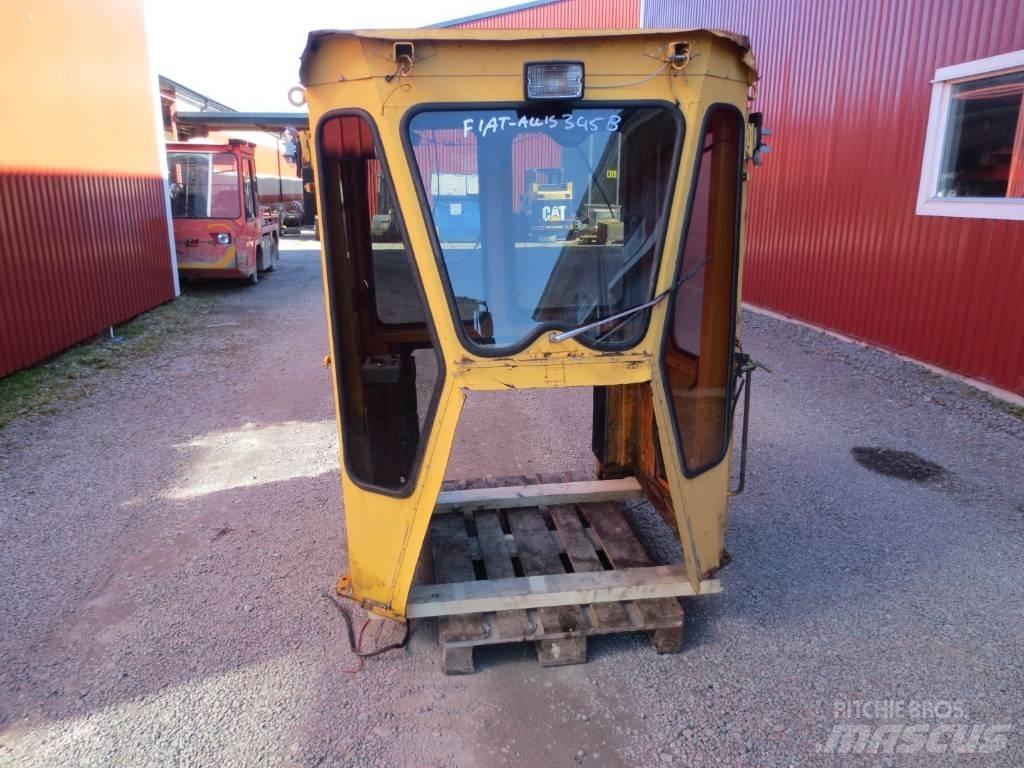 Fiat-Allis 345B Кабина