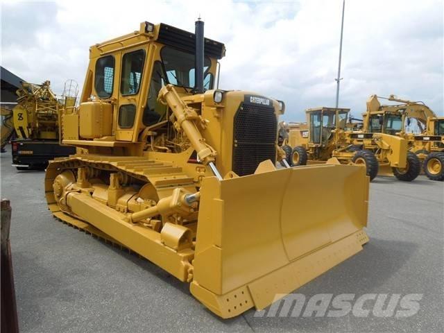 CAT D 7 G Верижни булдозери

