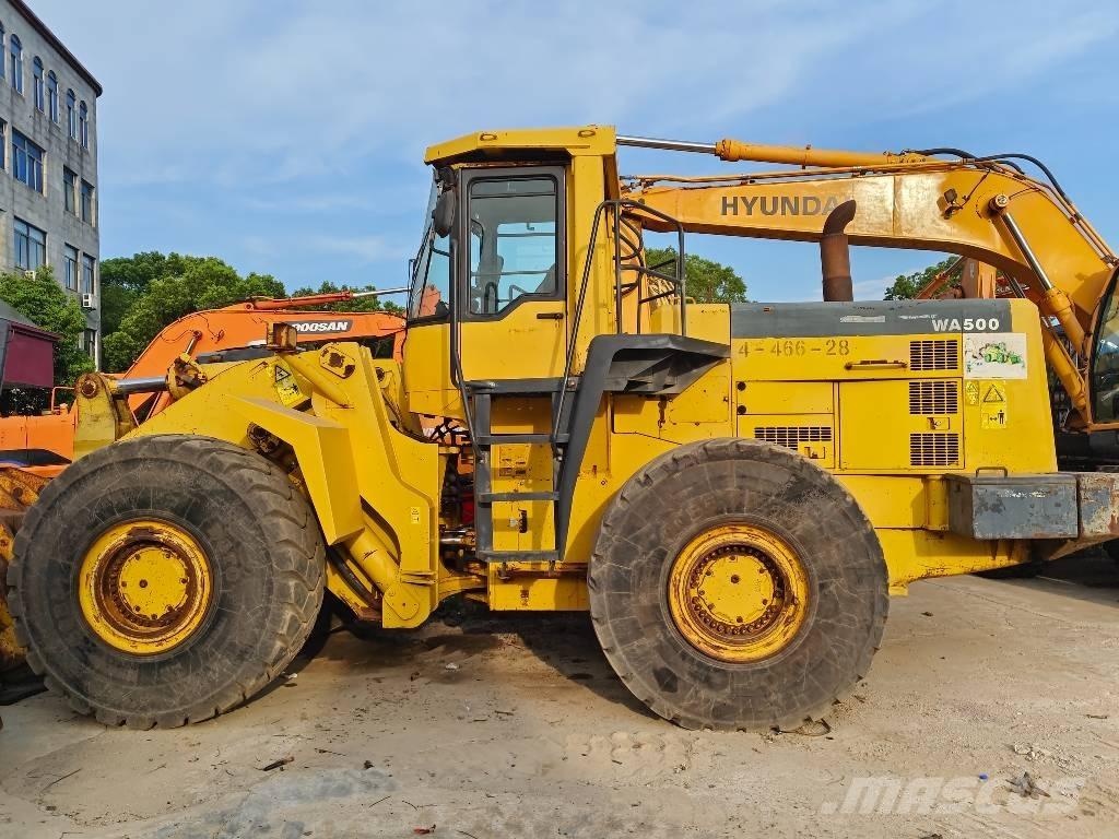 Komatsu WA 500 Колесни товарачи
