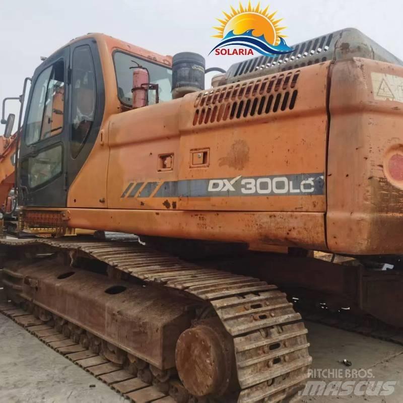 Doosan DX 300 LC Средни екскаватори 7т - 12т