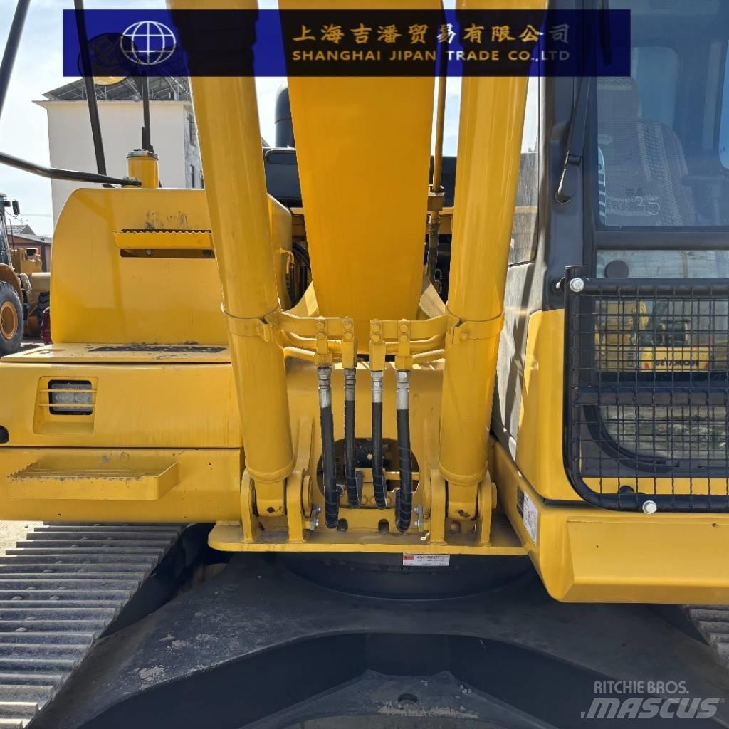 Komatsu PC 130 Средни екскаватори 7т - 12т