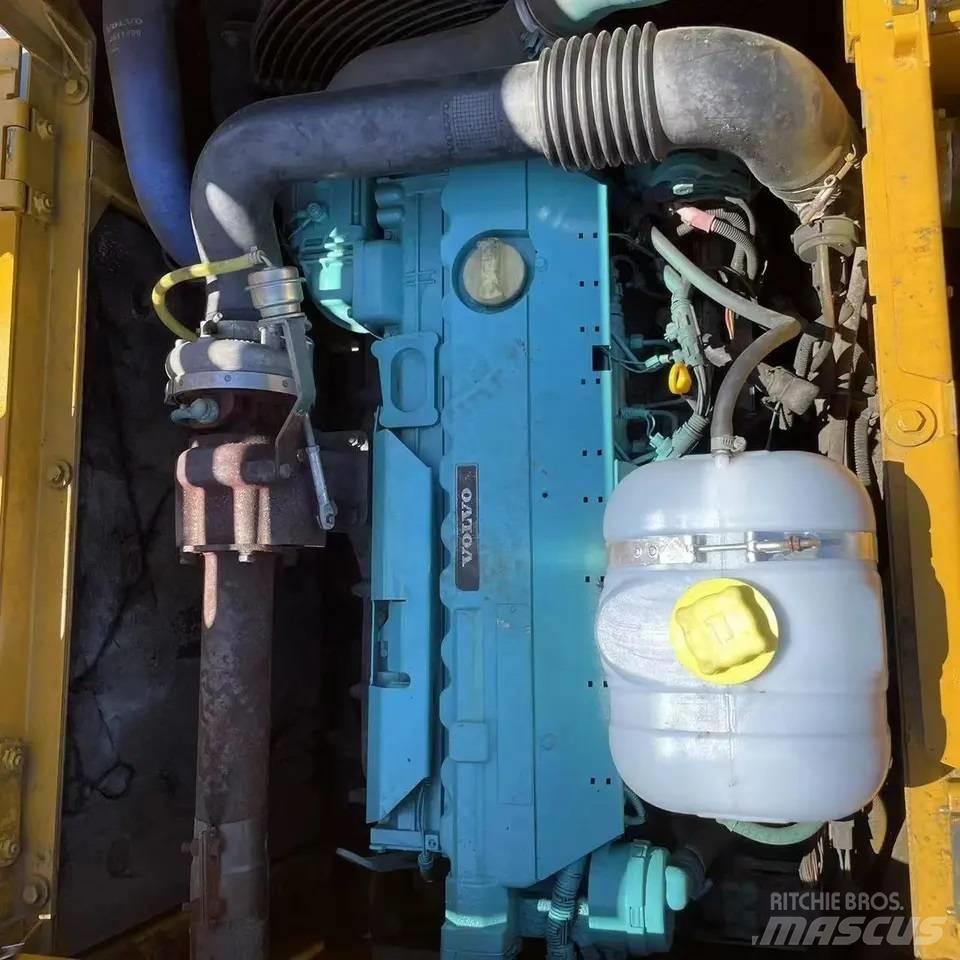 Volvo EC210B Верижен екскаватор