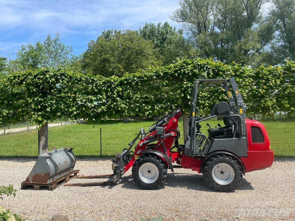 Weidemann 1260 Колесни товарачи