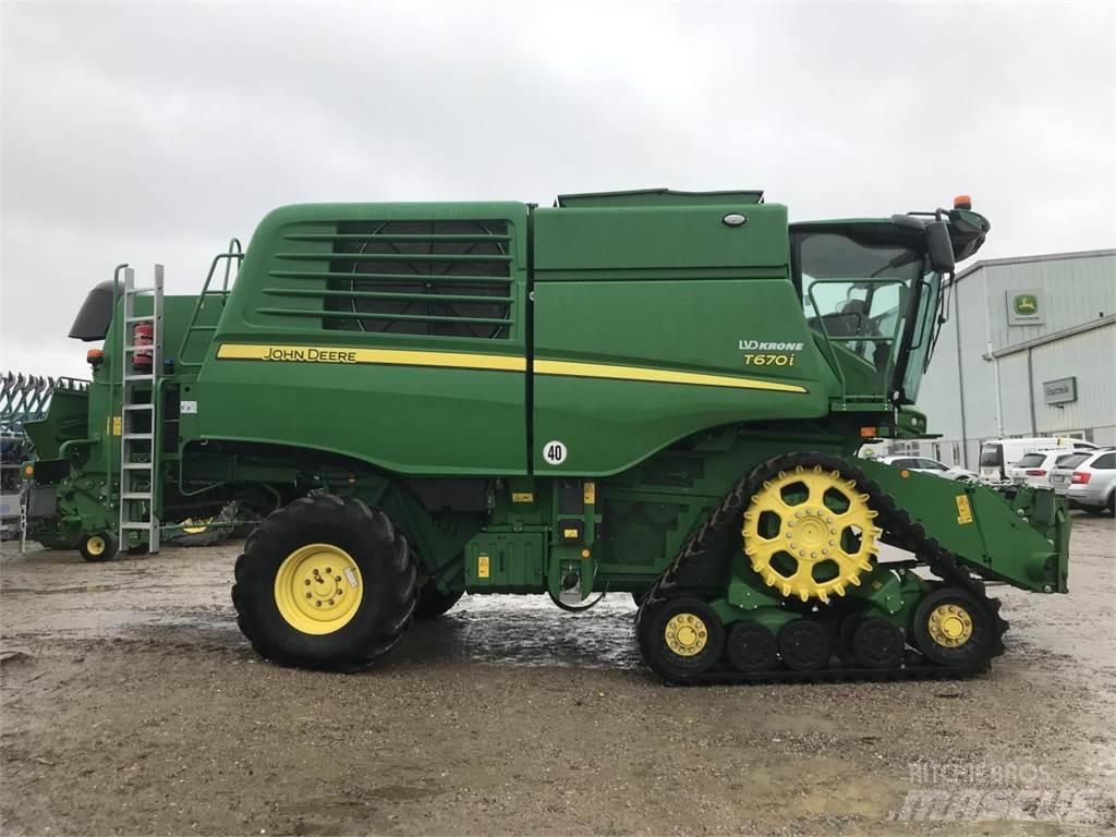 John Deere T670 Комбайни