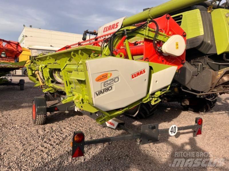 CLAAS TRION 530 Комбайни