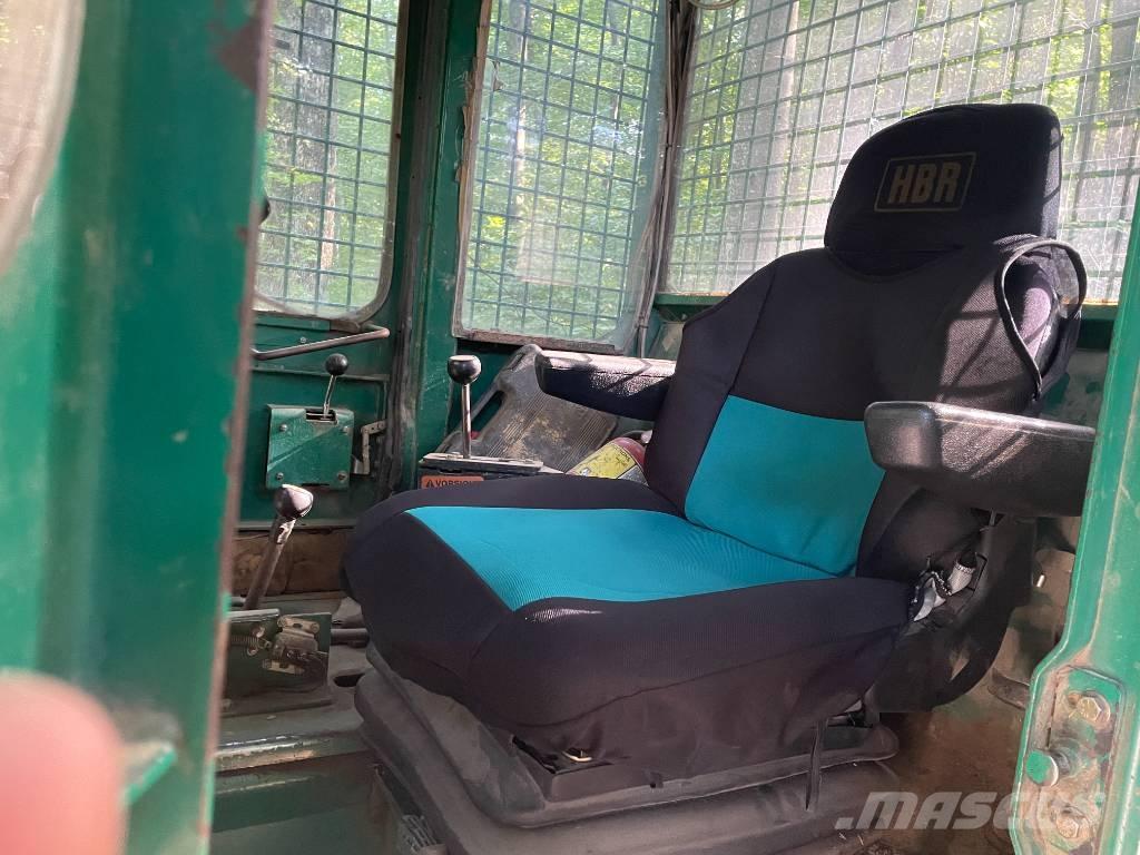 Timberjack 240C Скидери
