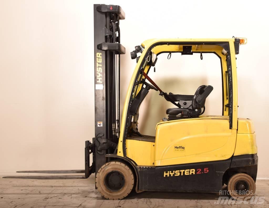 Hyster J2.5XN Електрически вилични кари-повдигачи