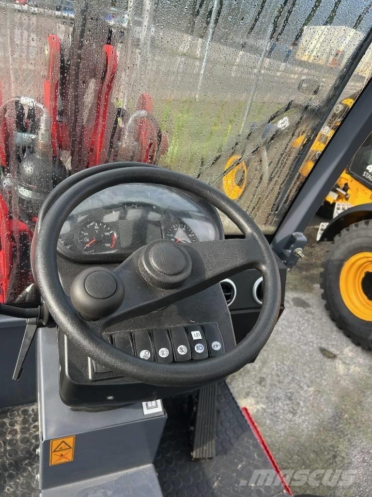 Flexitrac 1248 Cab Многофункционални товарачи