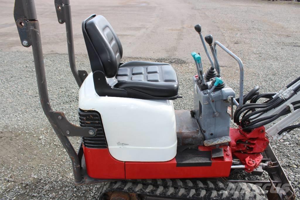 Takeuchi TB 108 R Мини екскаватори < 7 т