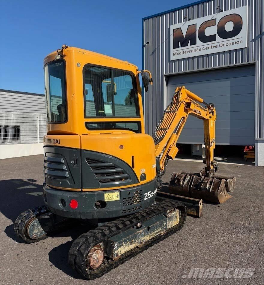 Hyundai R25Z-9 AK Мини екскаватори < 7 т