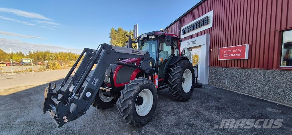 Valtra A 72 Трактори