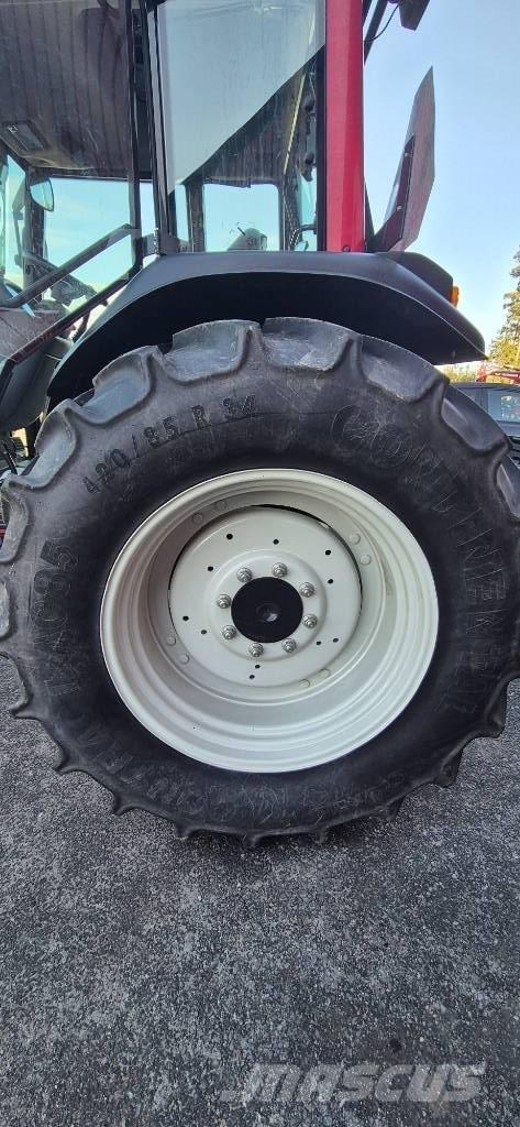 Valtra A 72 Трактори