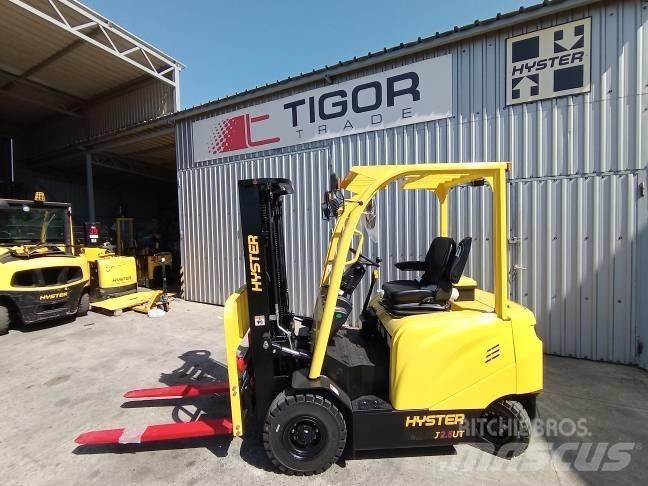 Hyster J2.5UT Електрически вилични кари-повдигачи