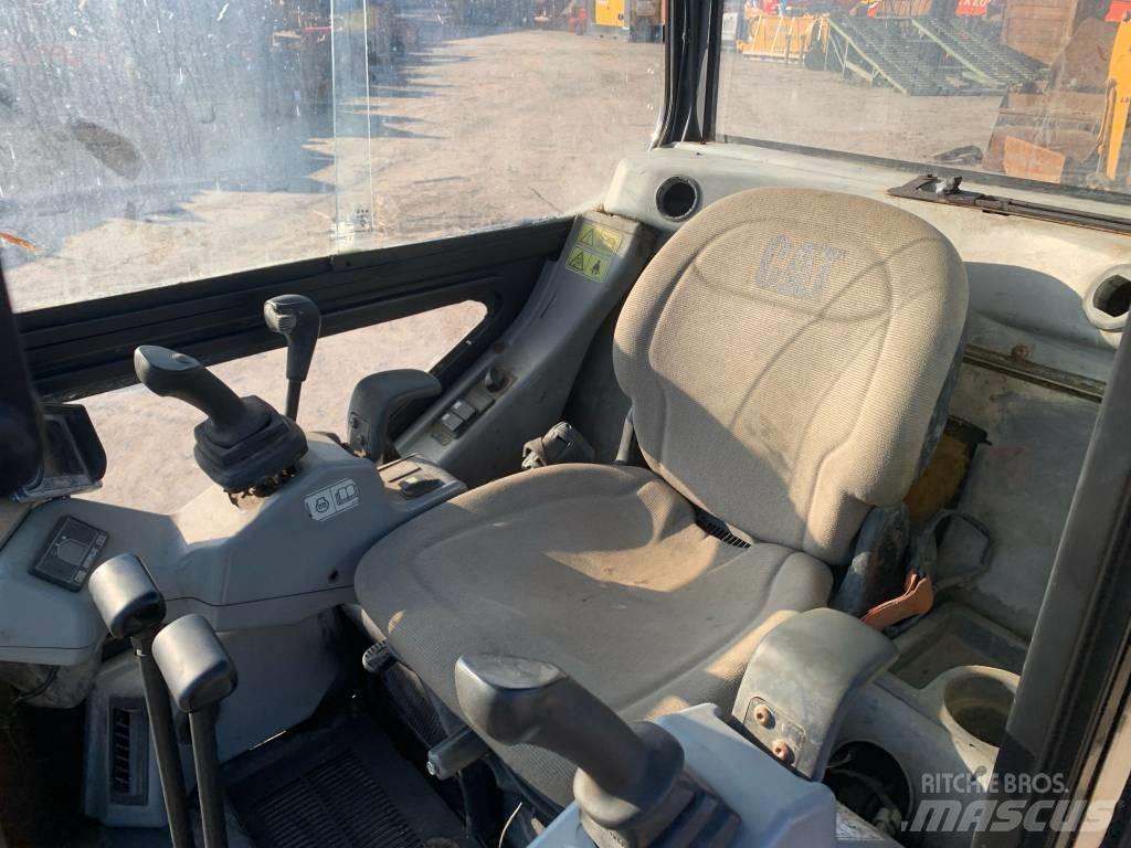 CAT 301.6C Мини екскаватори < 7 т