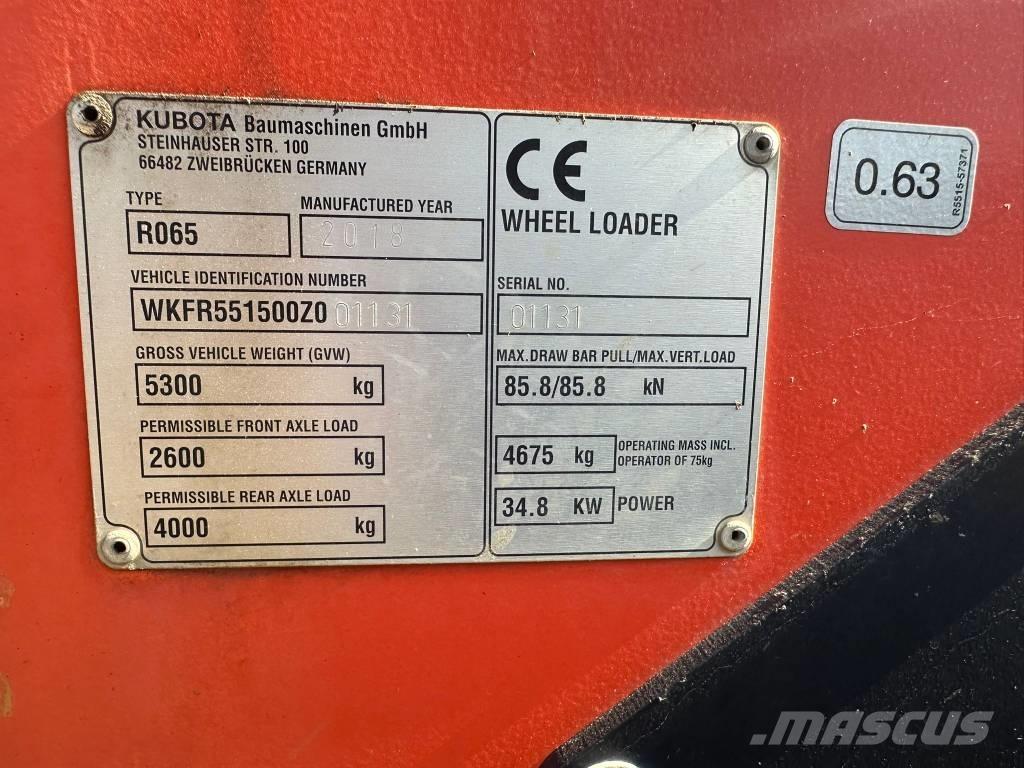 Kubota R 065 Колесни товарачи