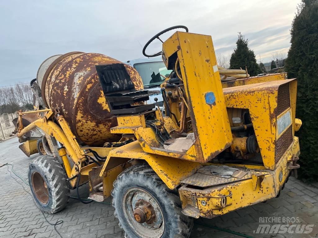 Fiori 4X4 Машини за бетонови павета
