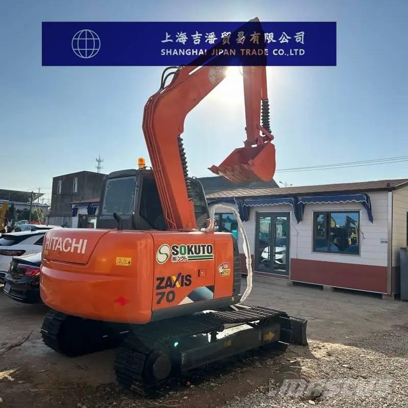 Hitachi ZX 70 Средни екскаватори 7т - 12т