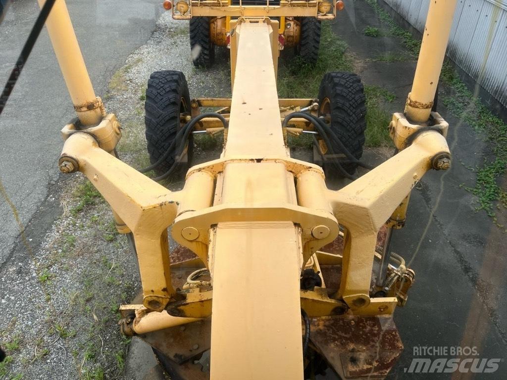 Mitsubishi MG 500 Грейдери