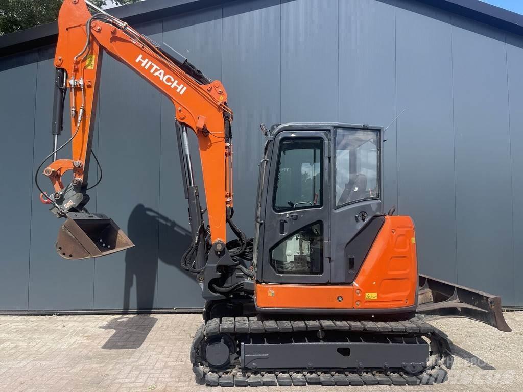 Hitachi ZX65 Мини екскаватори < 7 т
