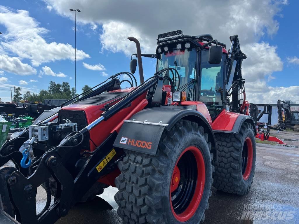 Huddig 1260C City Товарач със заден ексватор
