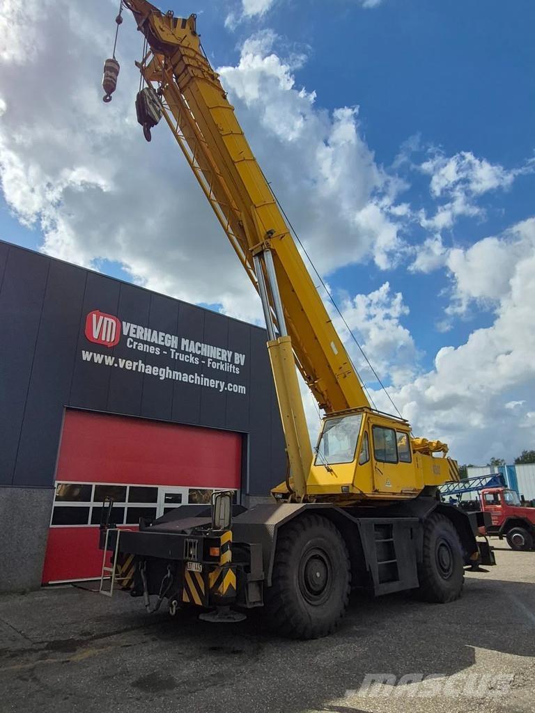 Tadano tr-400e Всъдеходни кранове