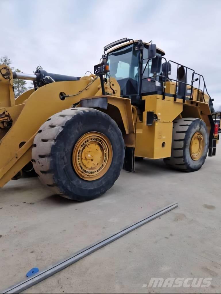 CAT 988K Колесни товарачи