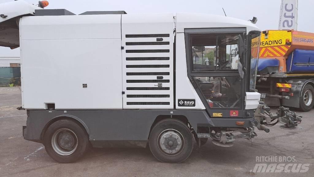 Ravo 580STH Автоматични метачки с четки