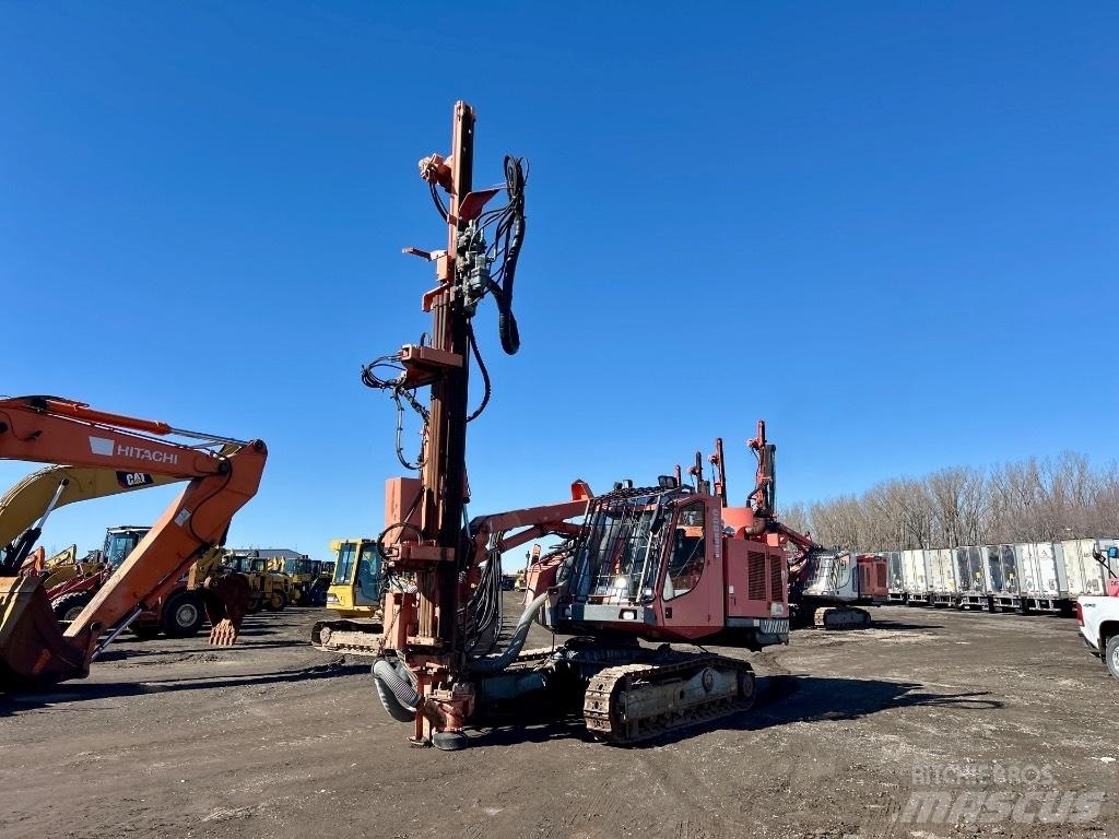 Sandvik DX 800 Апаратура за повърхностна редова сеидба