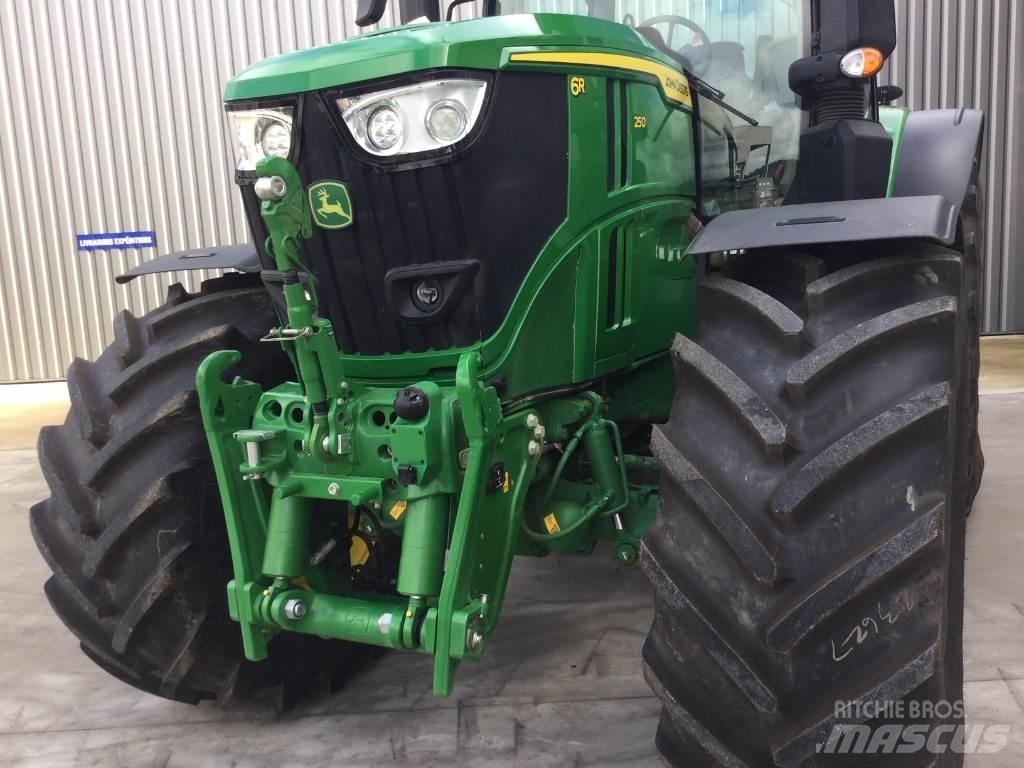 John Deere 6R250 Трактори