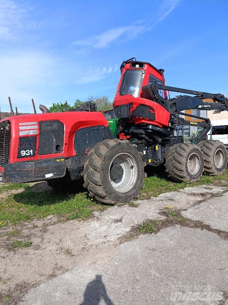 Komatsu 931 Харвестери