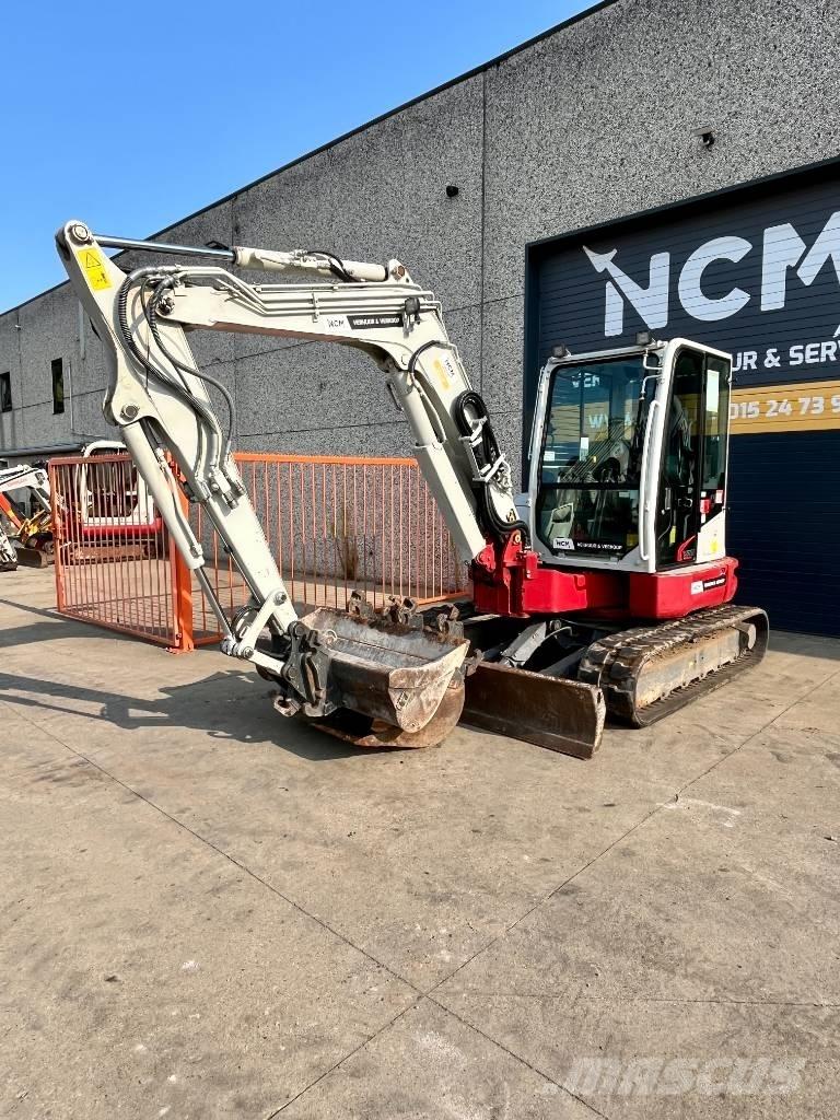 Takeuchi TB 257 FR Мини екскаватори < 7 т