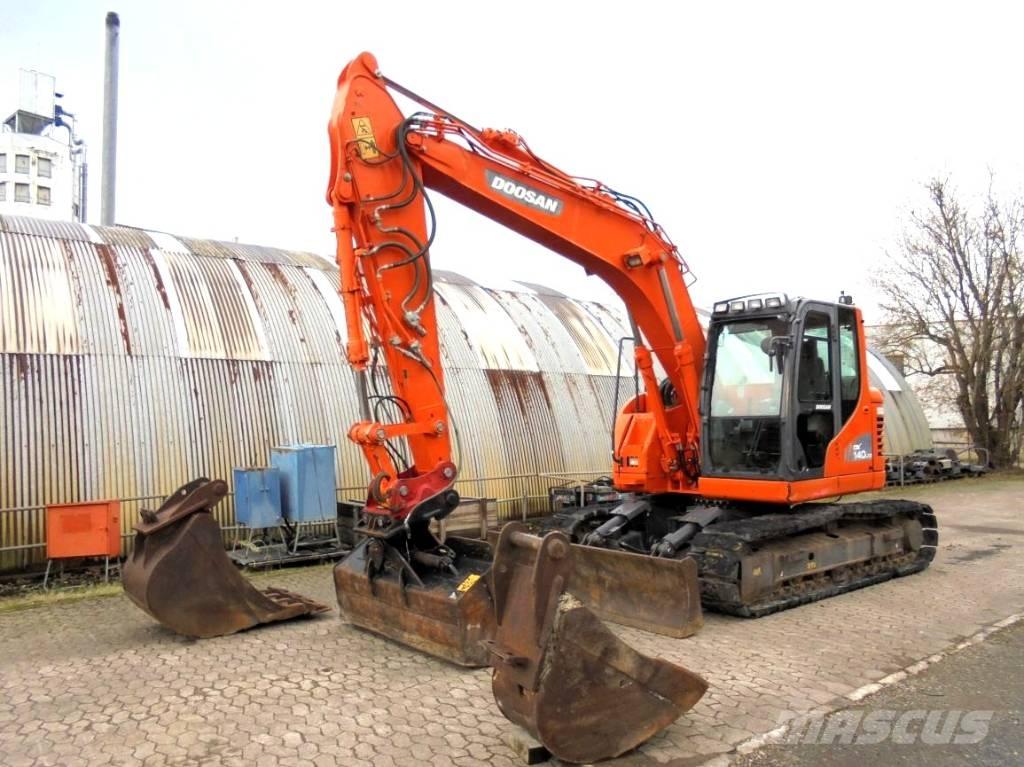 Doosan DX 140 LCR-3 Верижен екскаватор