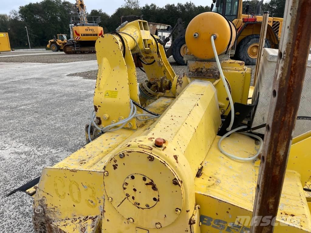 Bomag BSF 2500 Рециклатори на асфалт