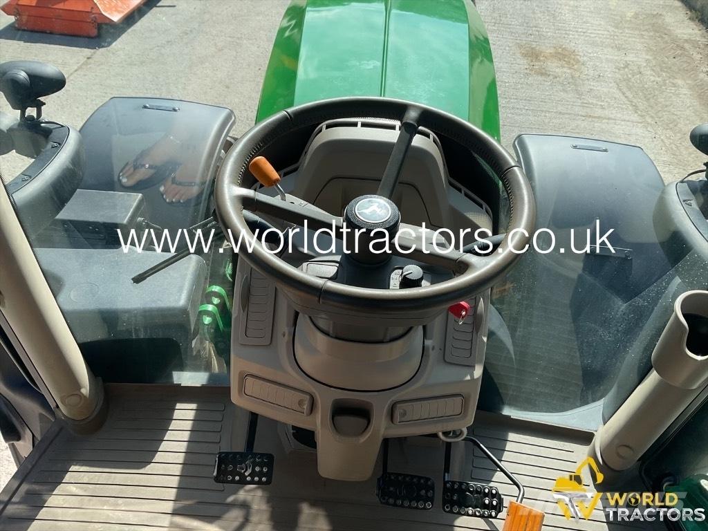 John Deere 6215 R Трактори