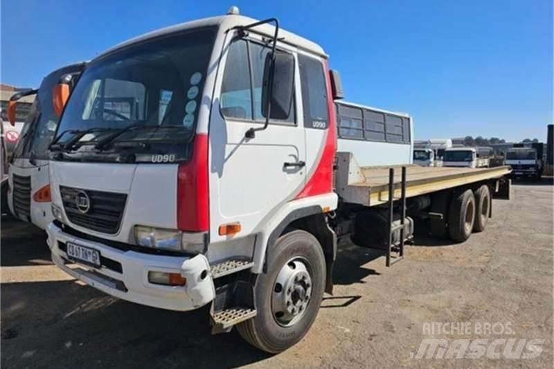 Nissan UD Други