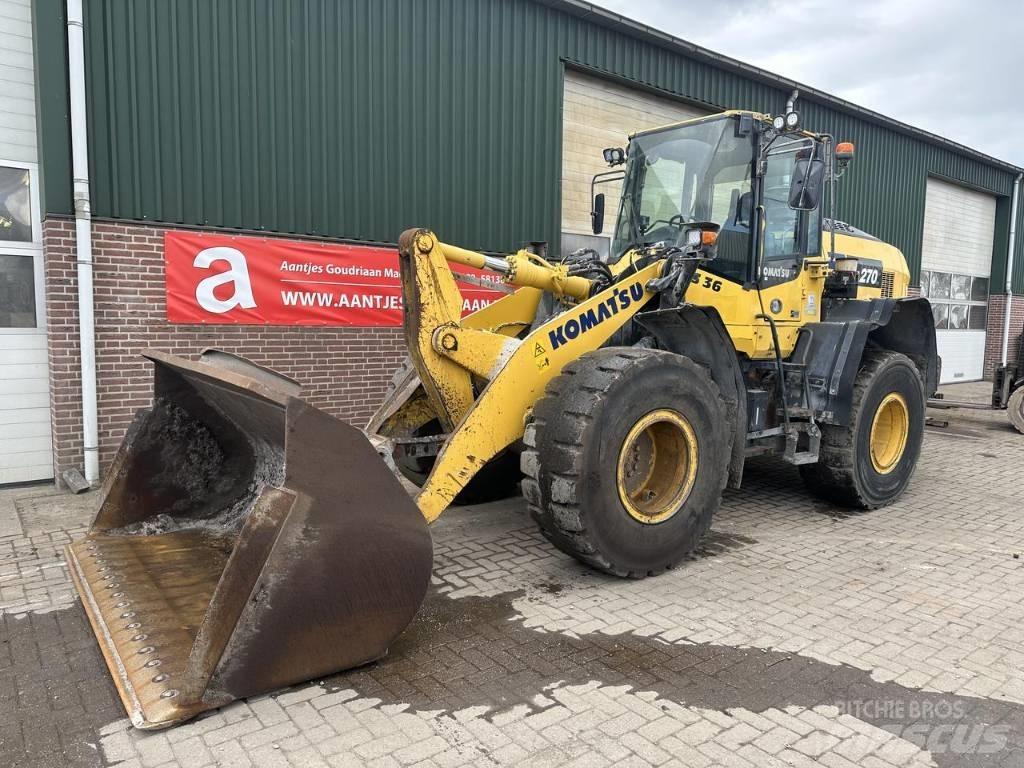 Komatsu WA270 8 Колесни товарачи