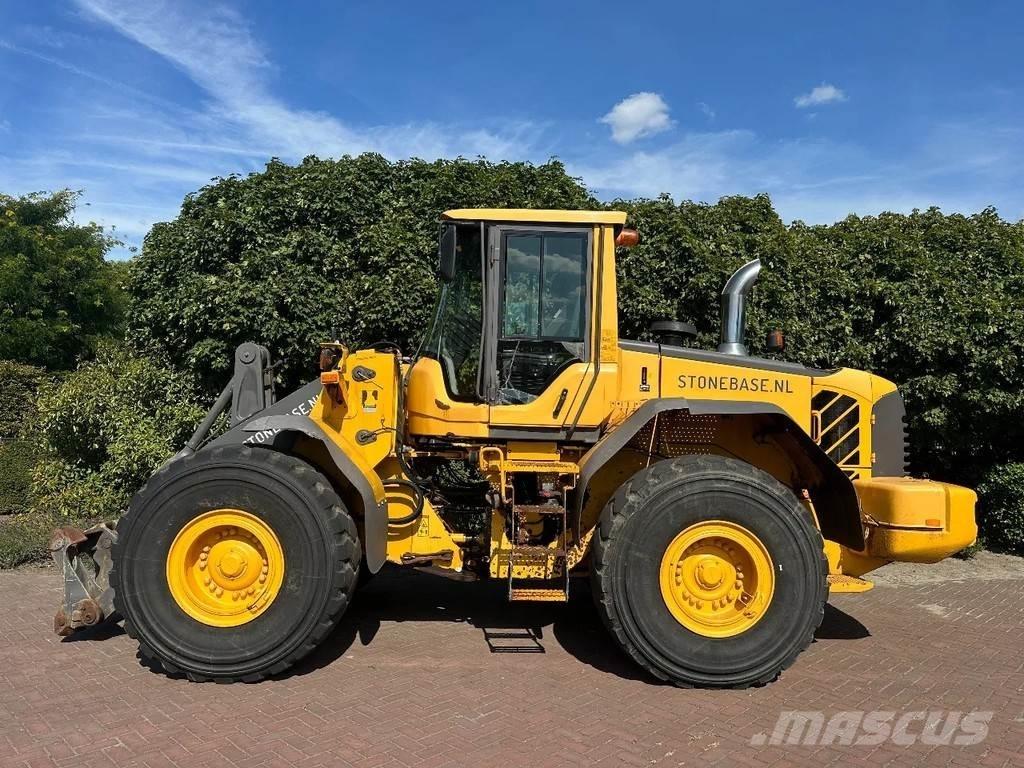 Volvo L120 F Колесни товарачи
