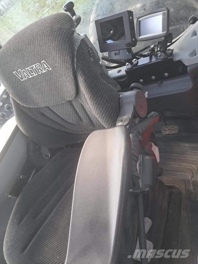 Valtra T 174 Харвестери