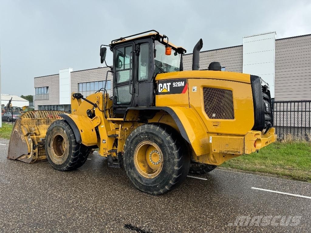 CAT 926 M Колесни товарачи