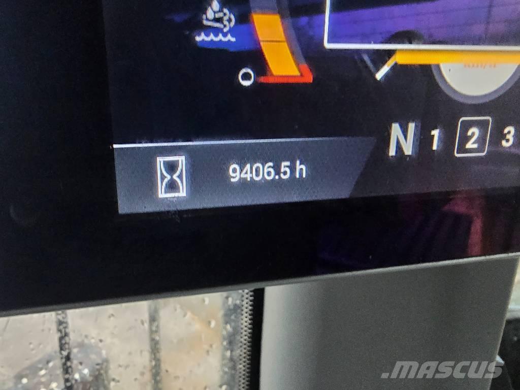 CASE 821 G Evolution Колесни товарачи