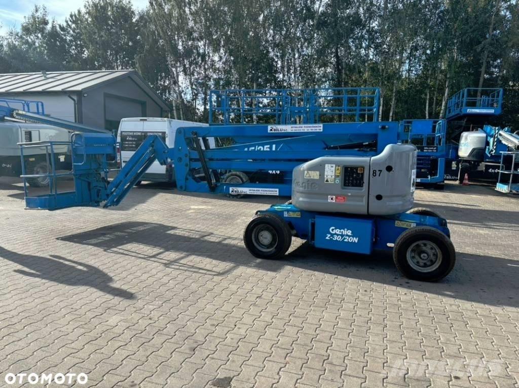 Genie Z 45/25 Съчленени стрелови подемници
