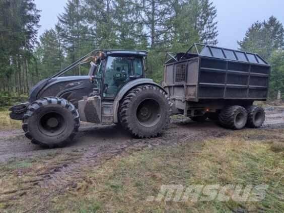 Valtra T 234 Direct Трактори