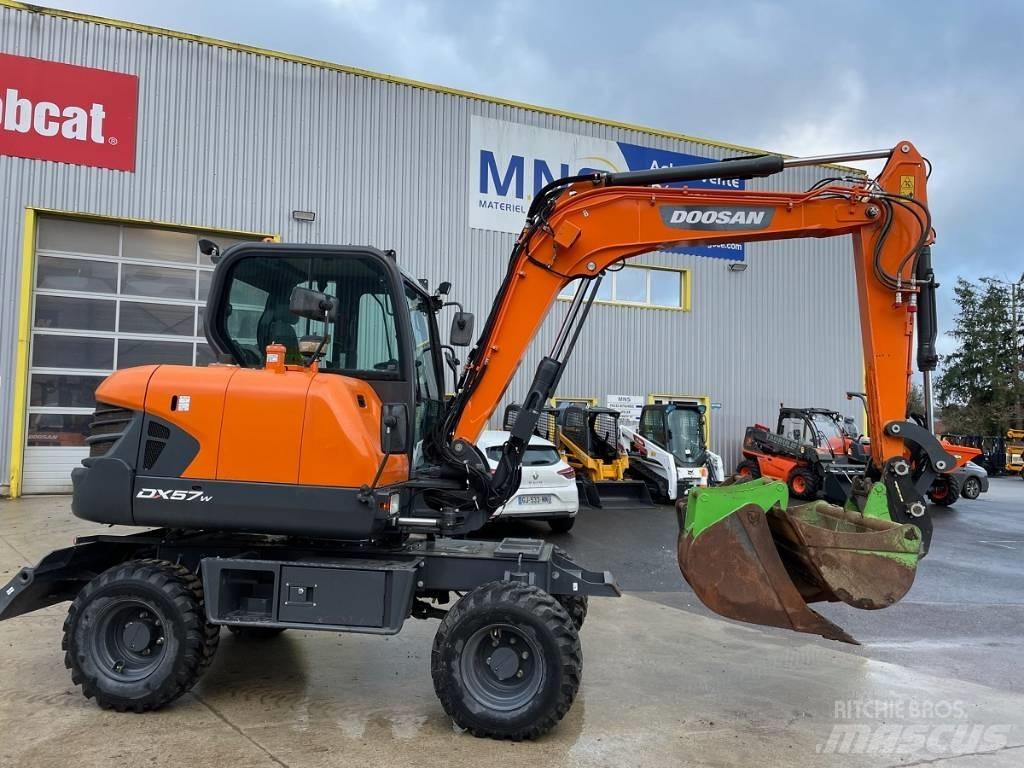 Doosan DX 57 W-5 Колесни екскаватори