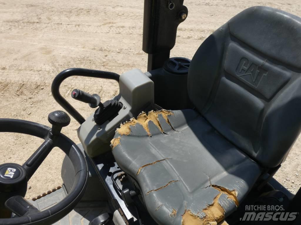 CAT CB 24 B Двойни барабанни ролки
