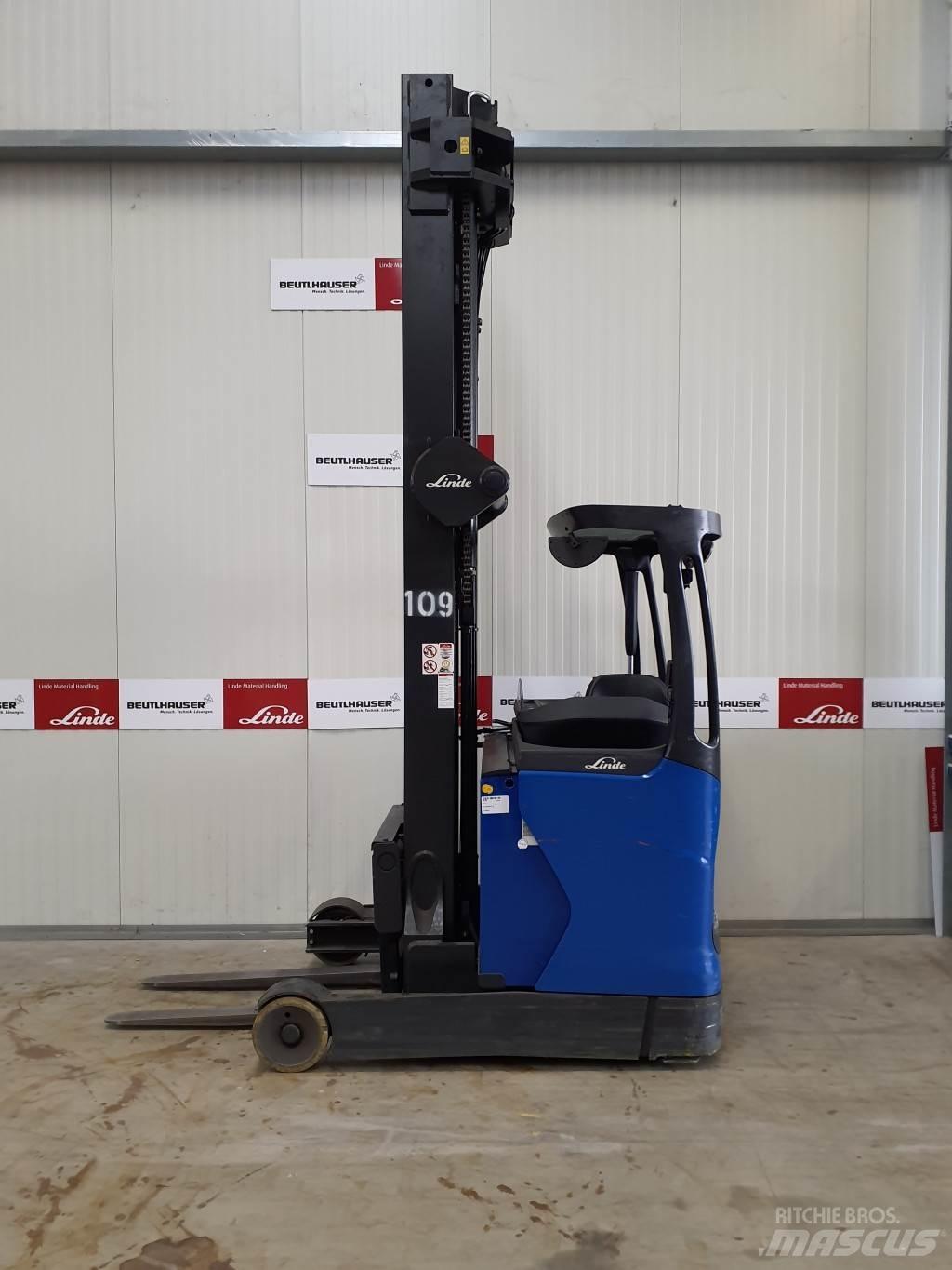 Linde R16HD Ретрак/ Високоповдигач с изместване на вилката напред