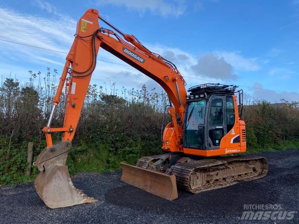 Doosan DX 140 LCR-3 Верижен екскаватор