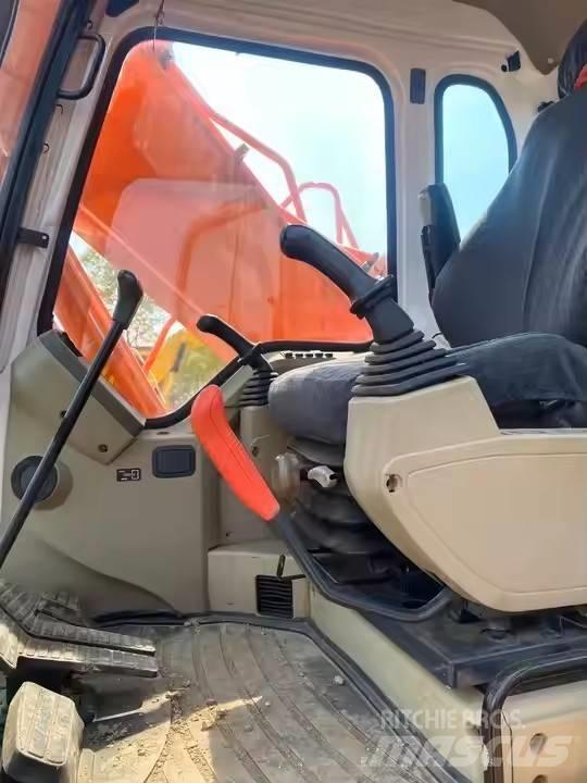 Doosan DH150 Верижен екскаватор