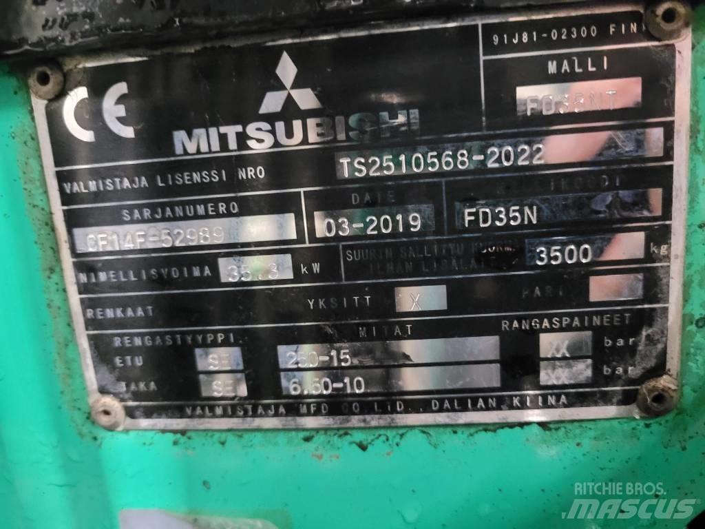 Mitsubishi FD35NTD Дизелови камиони